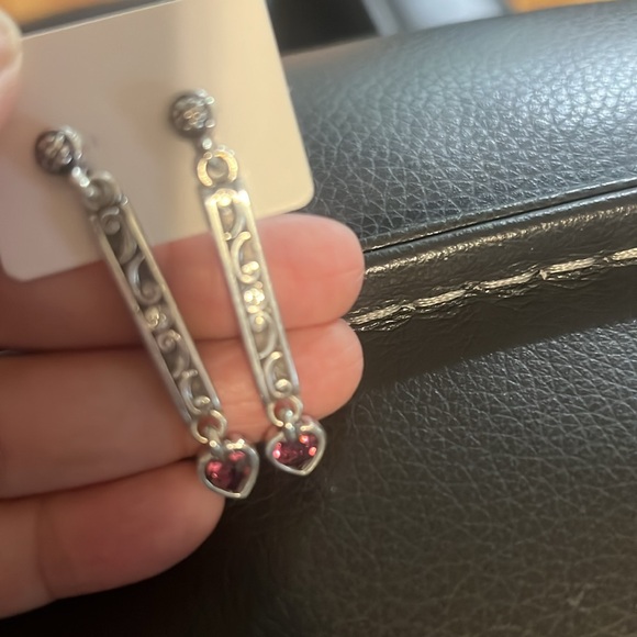 Brighton Dangle earrings with purple Crystal. - Picture 3 of 8